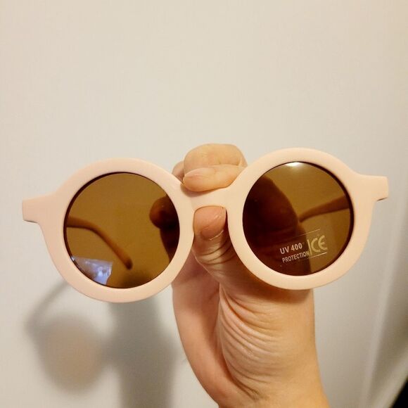 Brand new fashion sunglasses - Picture 3 of 4